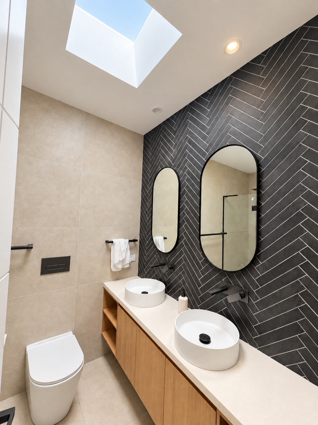 Devon Park Drive Custom Residence, Highton — Highton, Geelong — Luxury Homes by Geelong Projects Builders, photograph 18